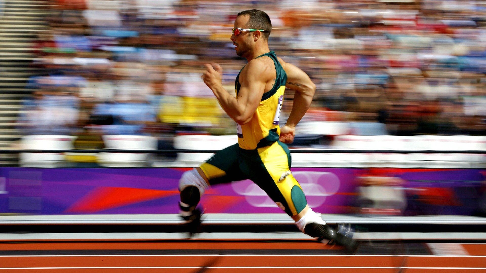 外教管理方式与本土习惯不符，外教政策的基本立场