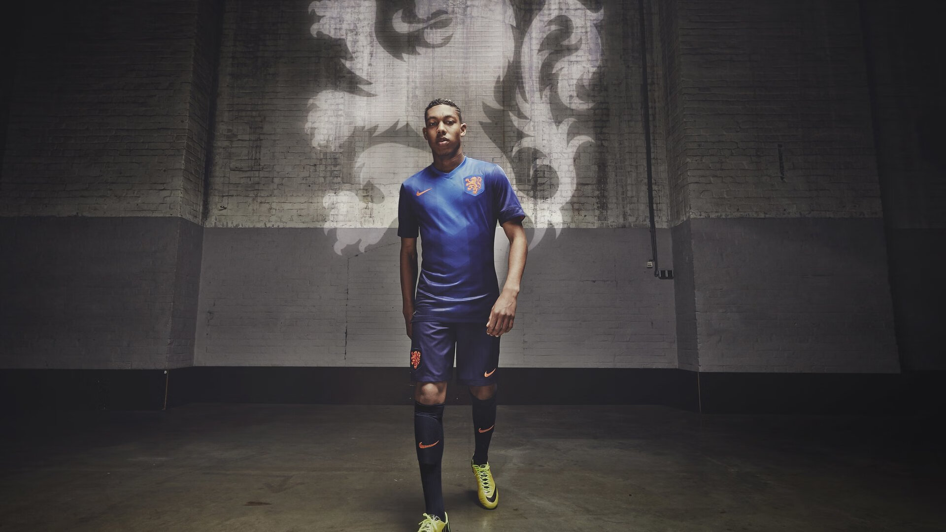 拉恩:在全黑队反击战术中,他的速度和爆发力为队友提供巨大支持